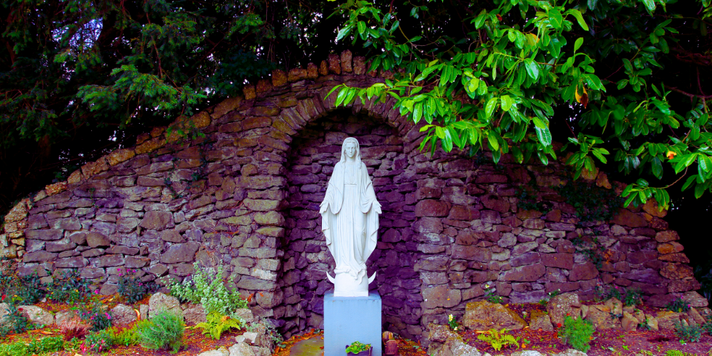 Six Ways to Celebrate Mary’s Assumption into Heaven