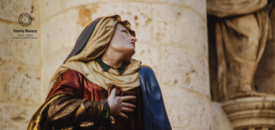 The Triduum Holding Mary