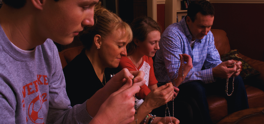 Unleashing the Power of God’s Spirit Through Family Prayer