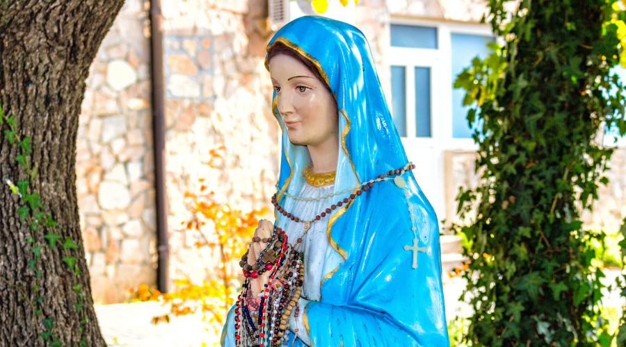 Praying from the Heart - Family Reflection Video
