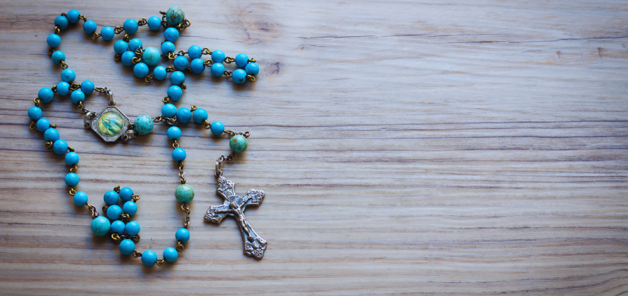 Praying the Family Rosary a Decade at a Time