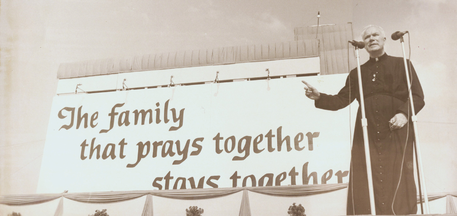 Jim Caviezel’s Encounter with Father Peyton and a Rosary Rally