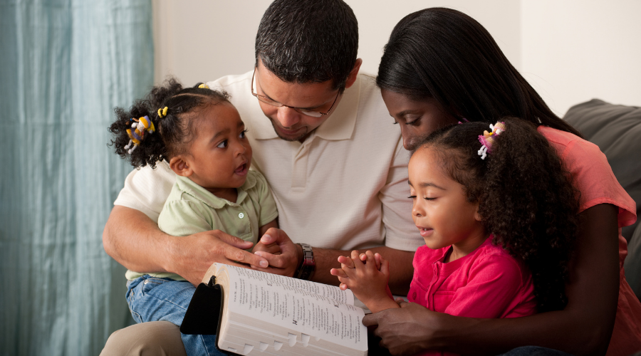 10 Creative Tips for Praying as a Family